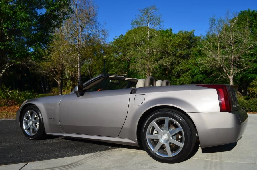 2004 Cadillac XLR - Image 3 of 9