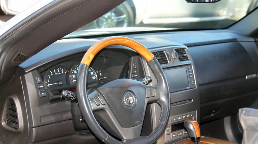 2004 Cadillac XLR - Image 5 of 12