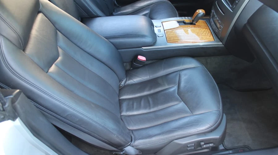 2004 Cadillac XLR - Image 6 of 12