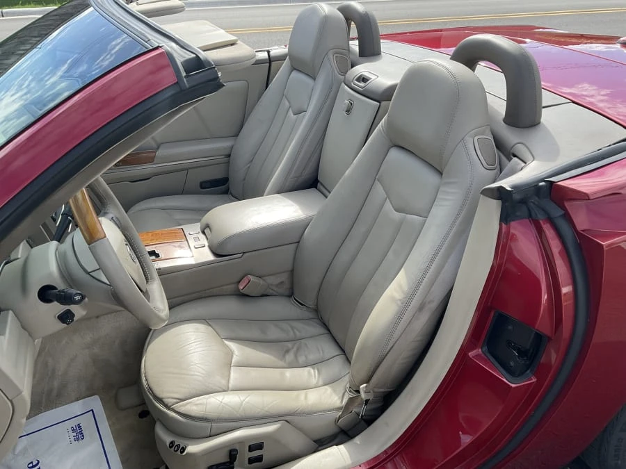 2004 Cadillac XLR - Image 7 of 12
