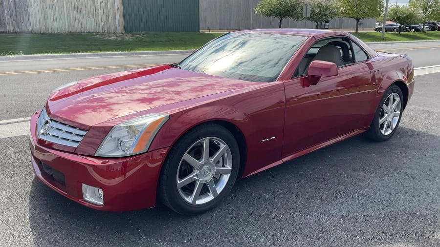 2004 Cadillac XLR - Image 4 of 12