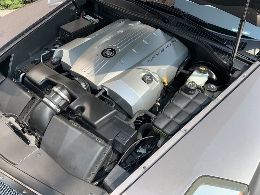 2004 Cadillac XLR - Image 6 of 10