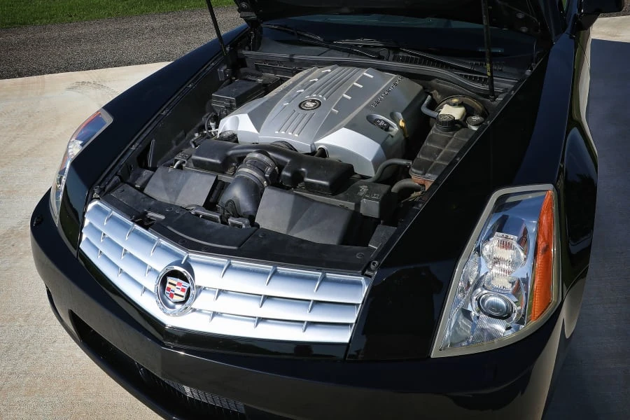 2004 Cadillac XLR - Image 6 of 6
