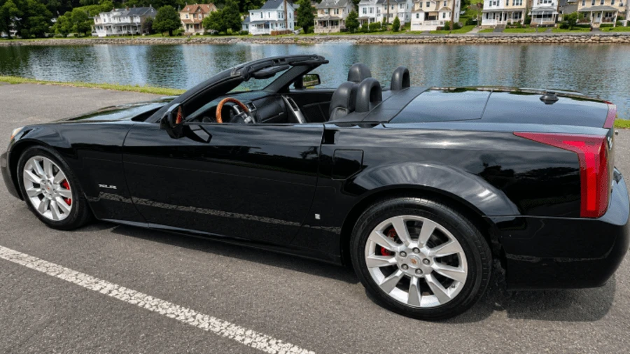 2004 Cadillac XLR - Image 6 of 14