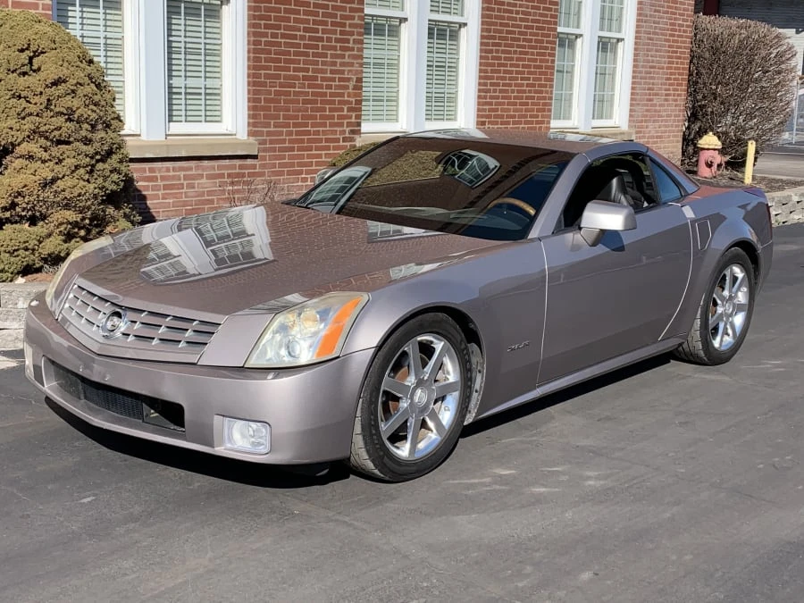 2004 Cadillac XLR - Image 8 of 10