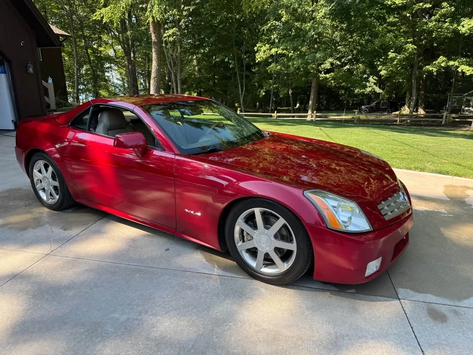 2004 Cadillac XLR - Image 4 of 15