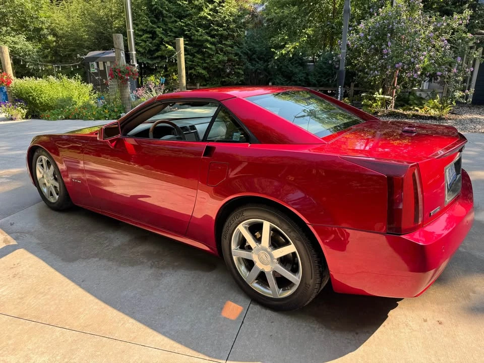 2004 Cadillac XLR - Image 6 of 15