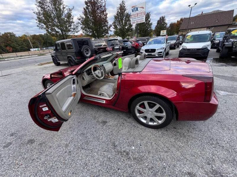 2004 Cadillac XLR - Image 12 of 12