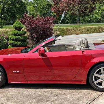2004 Cadillac XLR Convertible 2D
