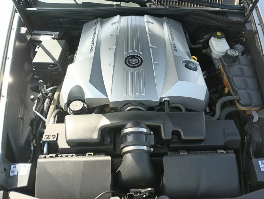 2004 Cadillac XLR - Image 5 of 16