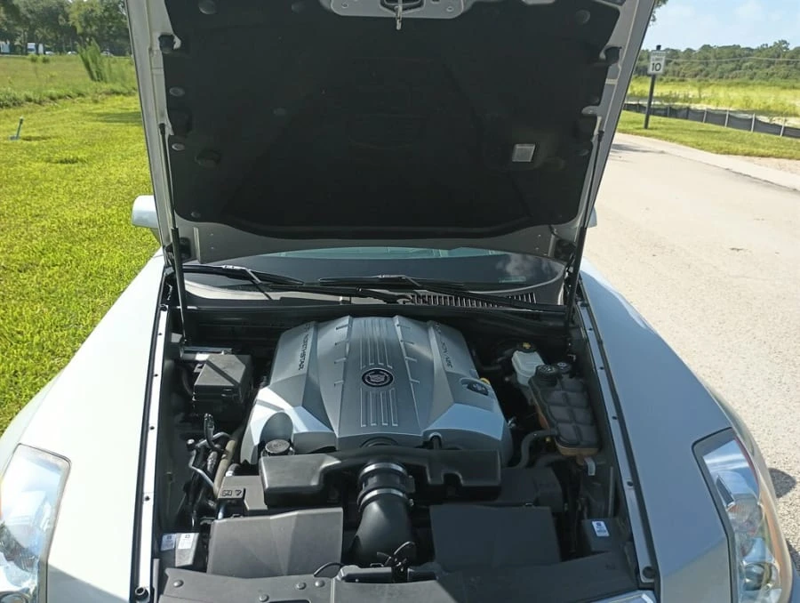 2004 Cadillac XLR - Image 6 of 16