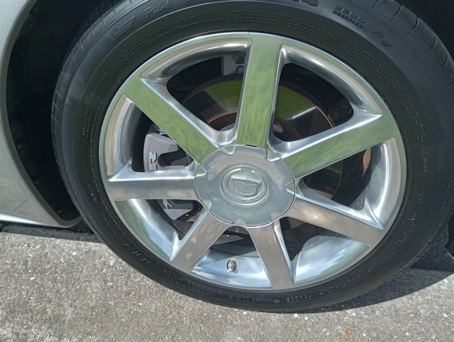 2004 Cadillac XLR - Image 11 of 16
