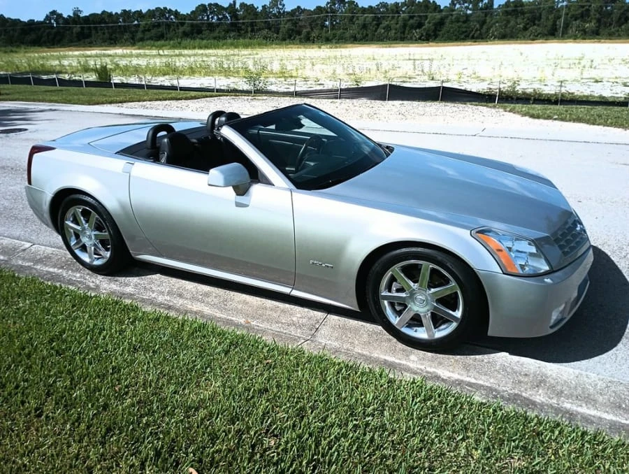 2004 Cadillac XLR - Image 16 of 16