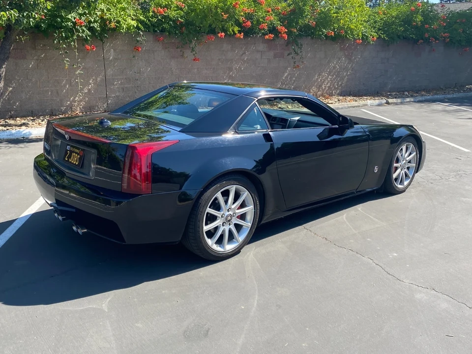 2004 Cadillac XLR - Image 4 of 13