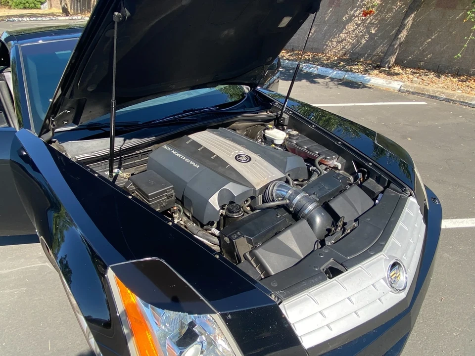 2004 Cadillac XLR - Image 10 of 13