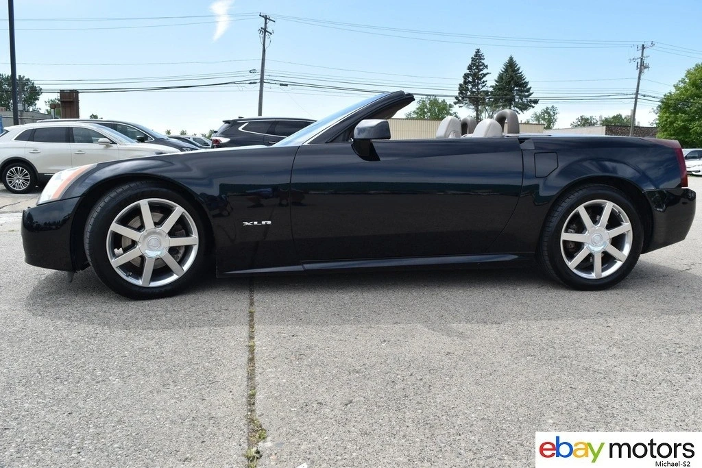2004 Cadillac XLR - Image 8 of 21