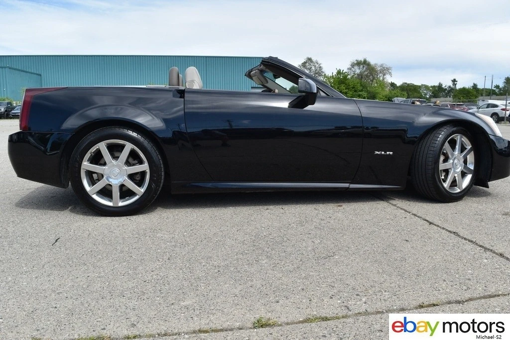 2004 Cadillac XLR - Image 4 of 21