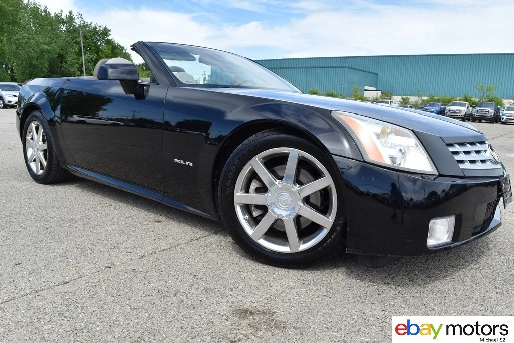 2004 Cadillac XLR - Image 3 of 21