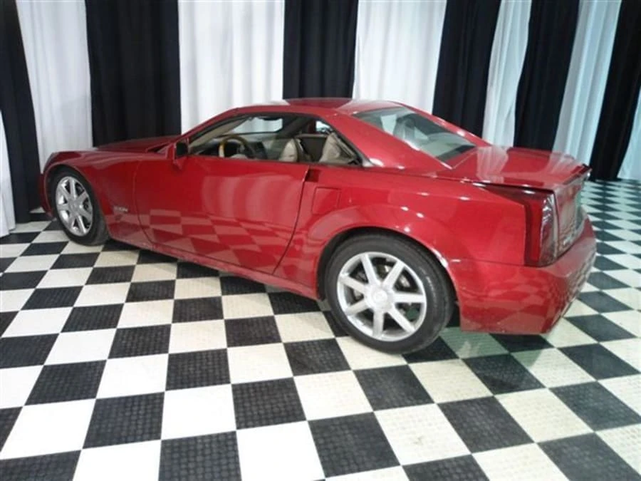 2004 Cadillac XLR - Image 2 of 8