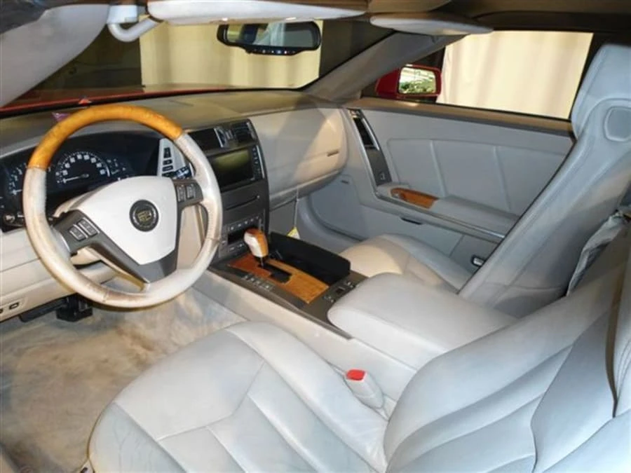 2004 Cadillac XLR - Image 3 of 8
