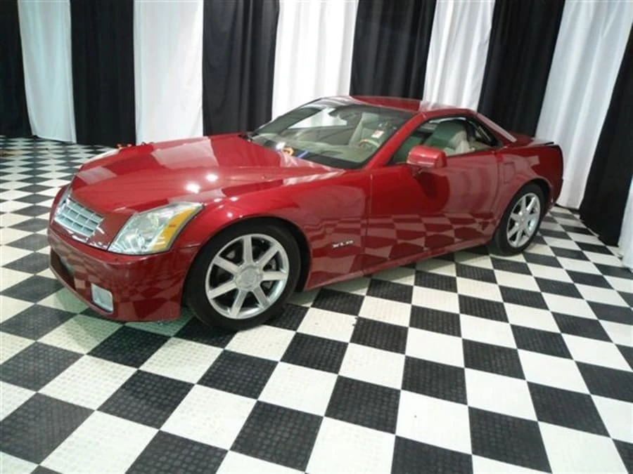 2004 Cadillac XLR - Image 8 of 8