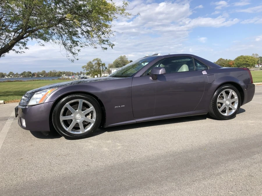 2004 Cadillac XLR - Image 3 of 11