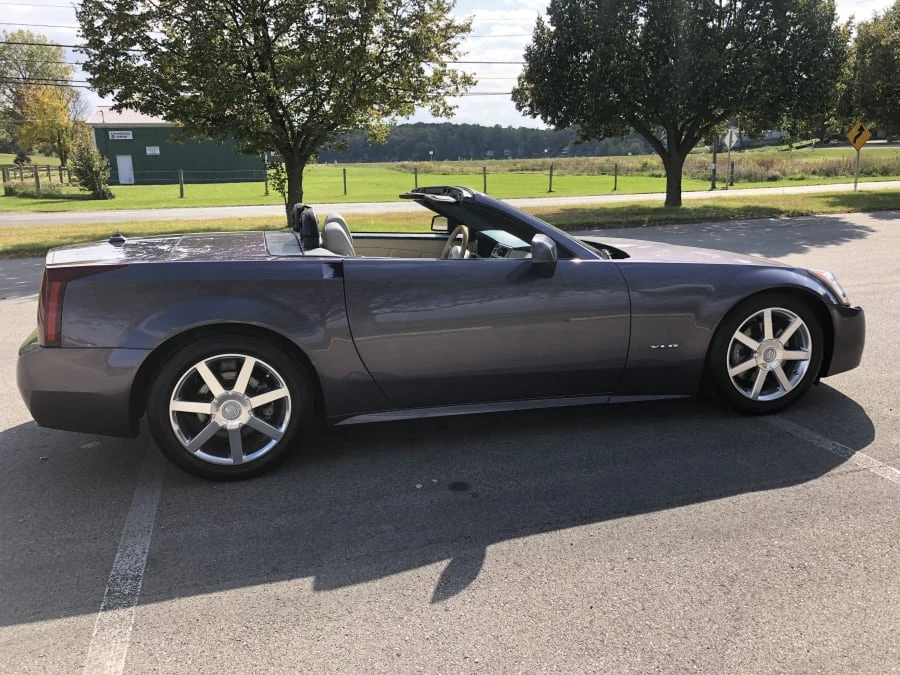 2004 Cadillac XLR - Image 4 of 11