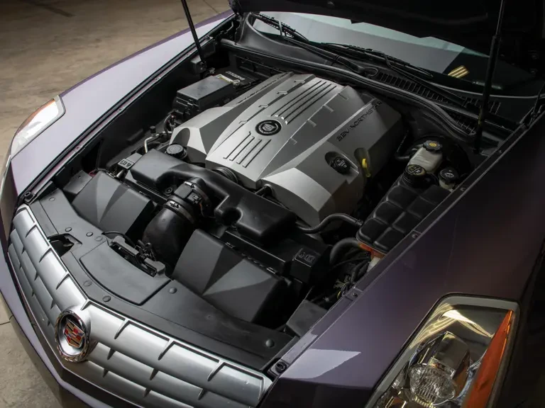 2004 Cadillac XLR - Image 4 of 31