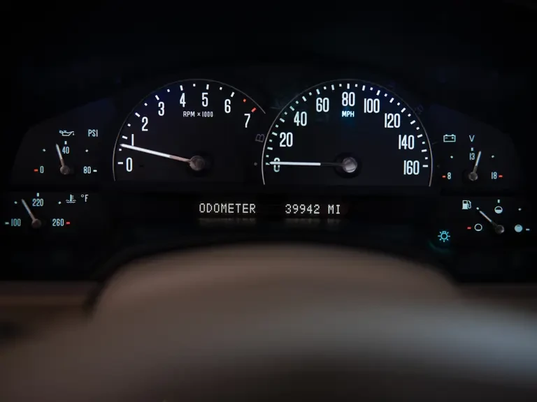 2004 Cadillac XLR - Image 27 of 31