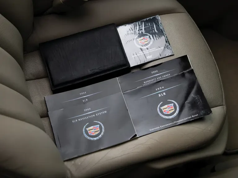 2004 Cadillac XLR - Image 31 of 31