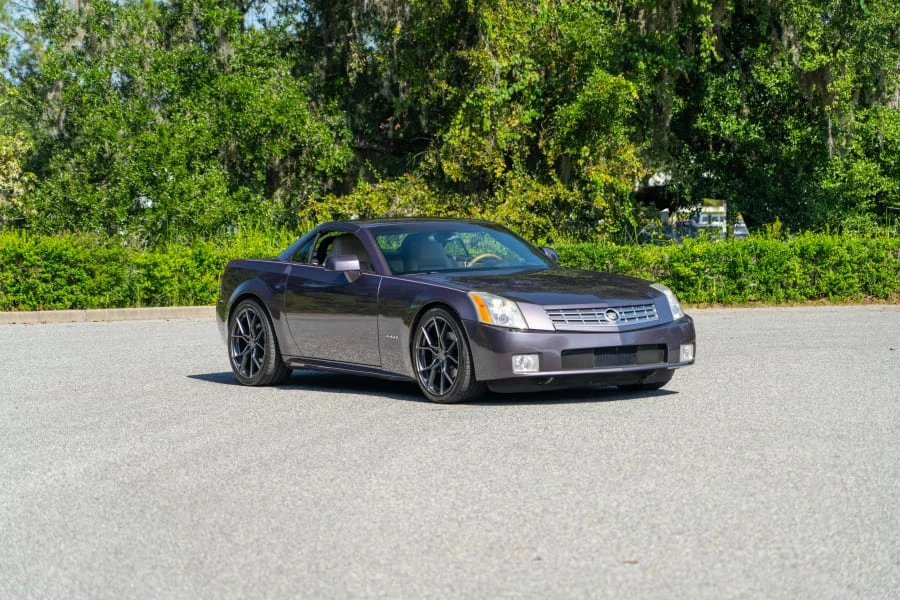 2004 Cadillac XLR - Image 9 of 16