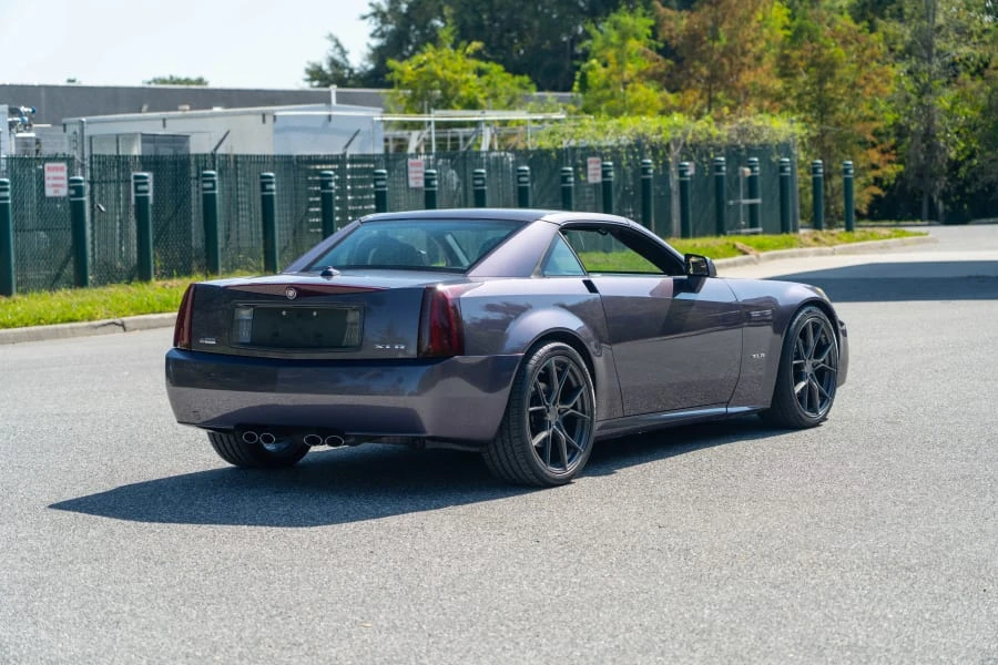 2004 Cadillac XLR - Image 3 of 16