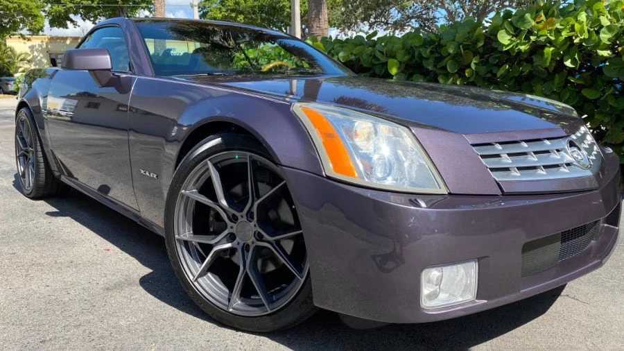 2004 Cadillac XLR - Image 4 of 31