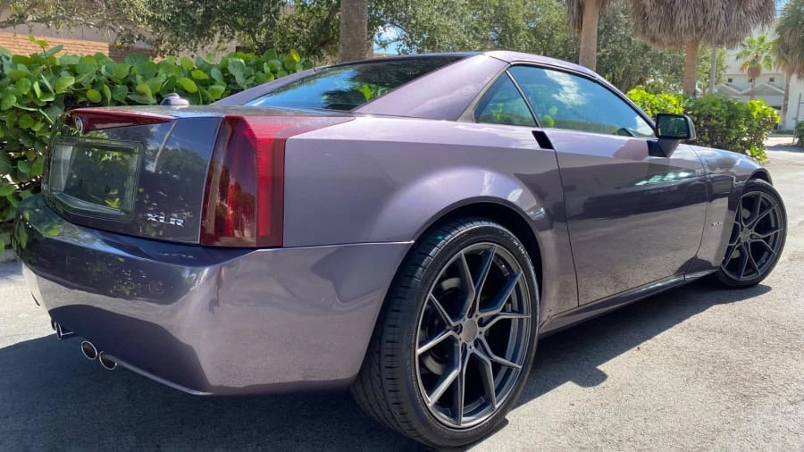 2004 Cadillac XLR - Image 18 of 31