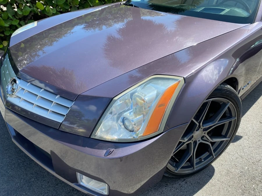 2004 Cadillac XLR - Image 9 of 31