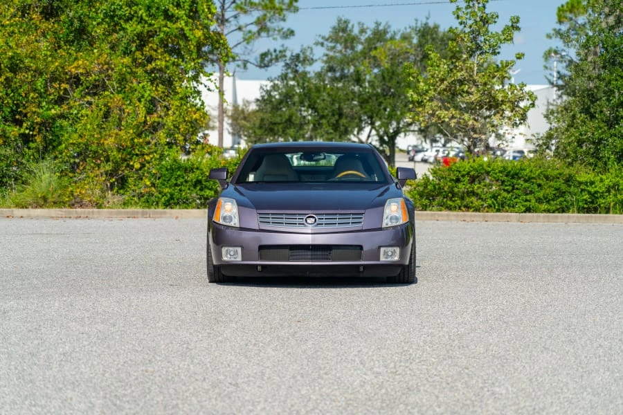 2004 Cadillac XLR - Image 10 of 16