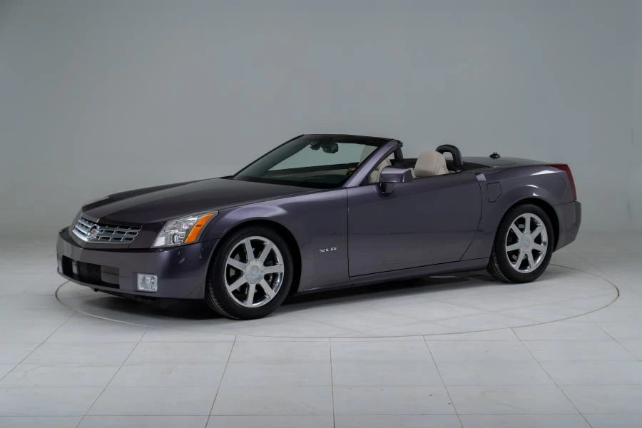 2004 Cadillac XLR - Image 16 of 31
