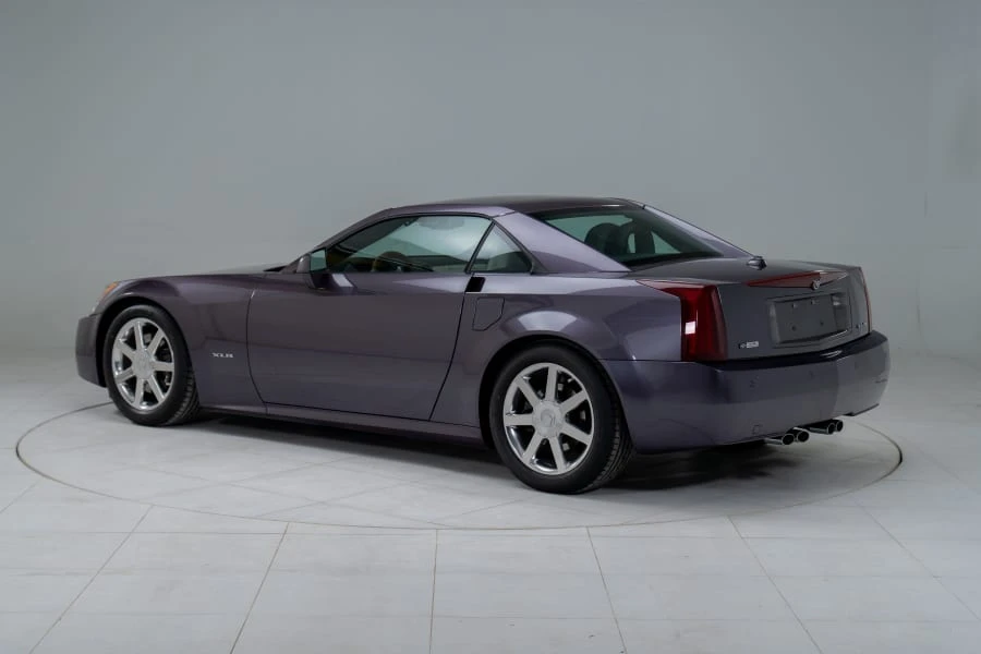 2004 Cadillac XLR - Image 15 of 31