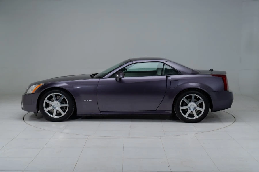 2004 Cadillac XLR - Image 14 of 31