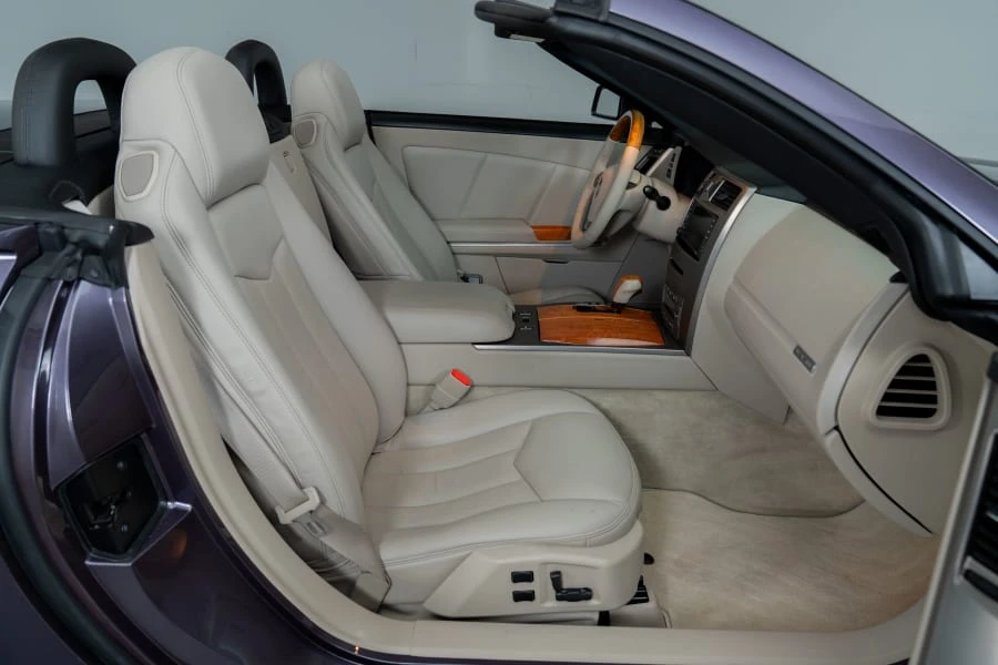 2004 Cadillac XLR - Image 31 of 31