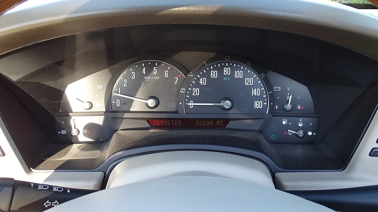 2004 Cadillac XLR - Image 21 of 21