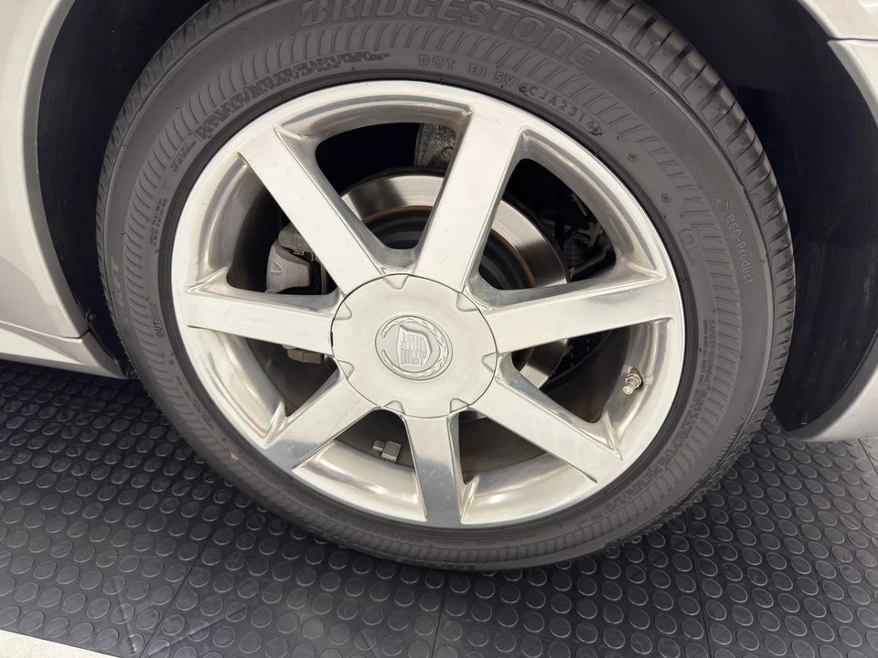 2004 Cadillac XLR - Image 24 of 31