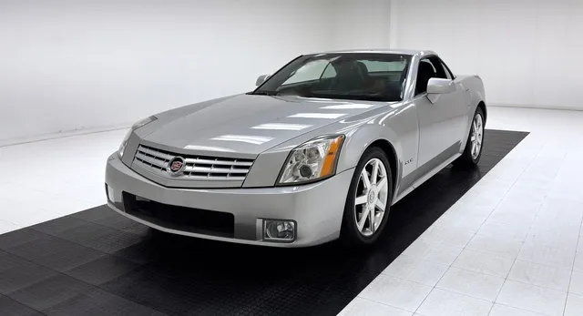 2004 Cadillac XLR Roadster