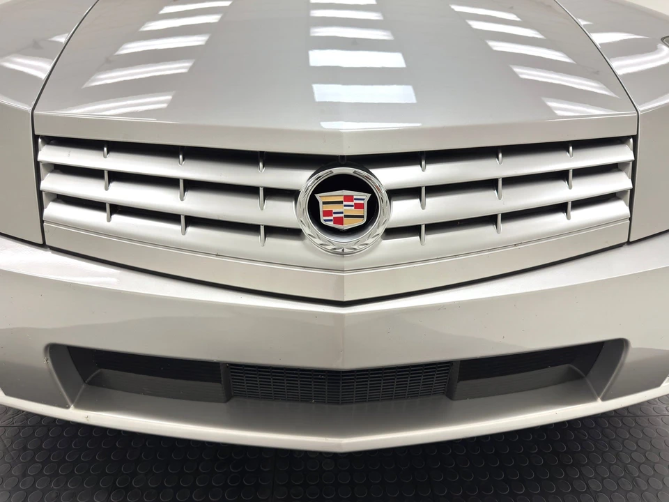 2004 Cadillac XLR - Image 15 of 31