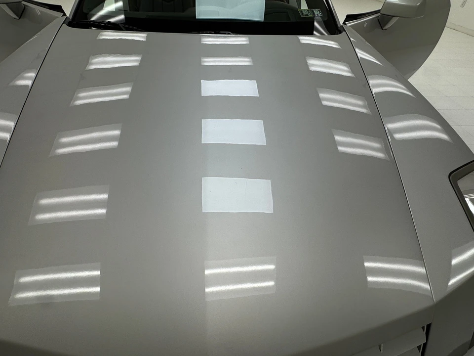 2004 Cadillac XLR - Image 30 of 31