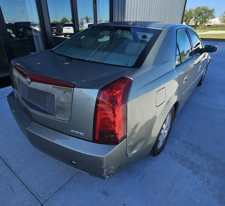 2004 Cadillac CTS 1st Gen - Image 9 of 12