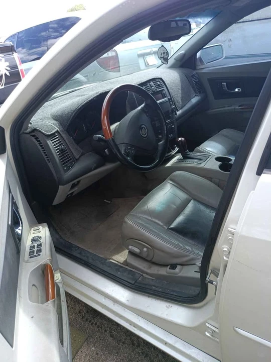 2004 Cadillac CTS 1st Gen - Image 5 of 8