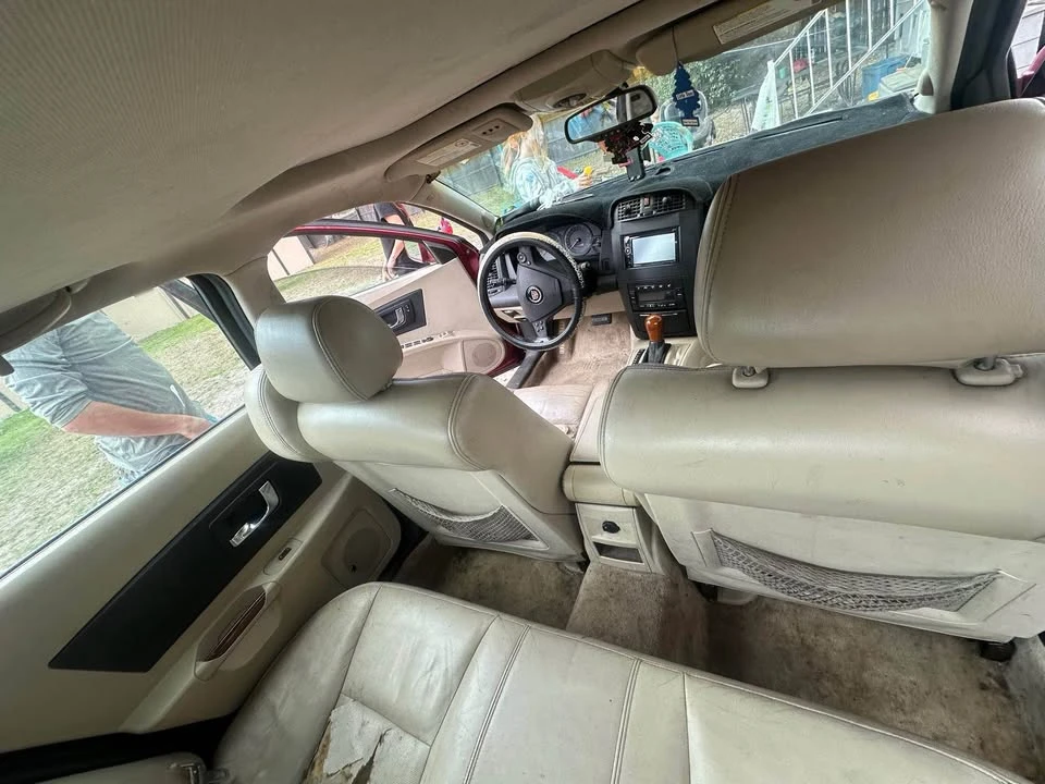 2004 Cadillac CTS 1st Gen - Image 11 of 14