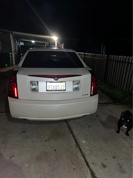 2004 Cadillac CTS 1st Gen - Image 4 of 8