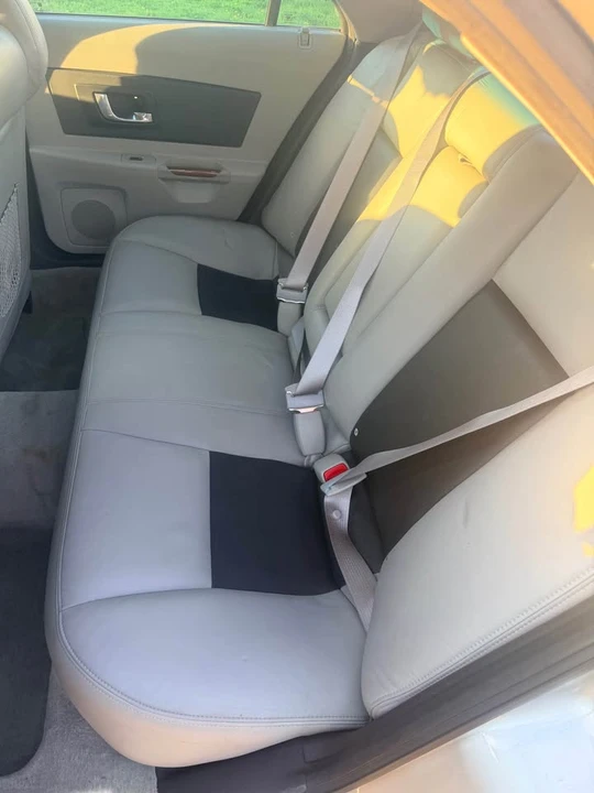 2004 Cadillac CTS 1st Gen - Image 9 of 10